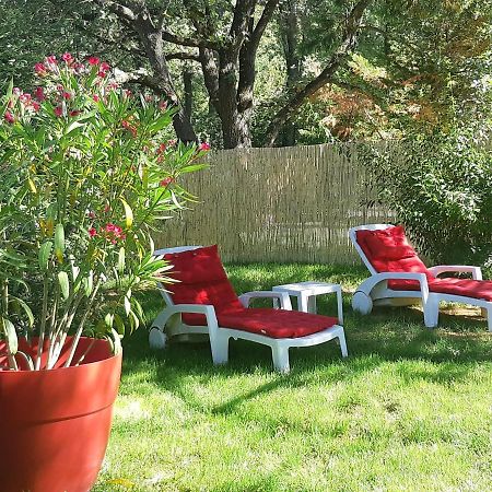 Suite avec jardin entre Aix en Provence, Luberon et Verdon Peyrolles-en-Provence Buitenkant foto